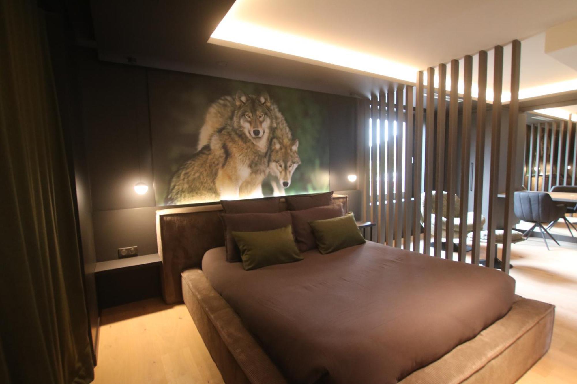 Les Loges Du Parc Hotel Gerardmer Ruang foto